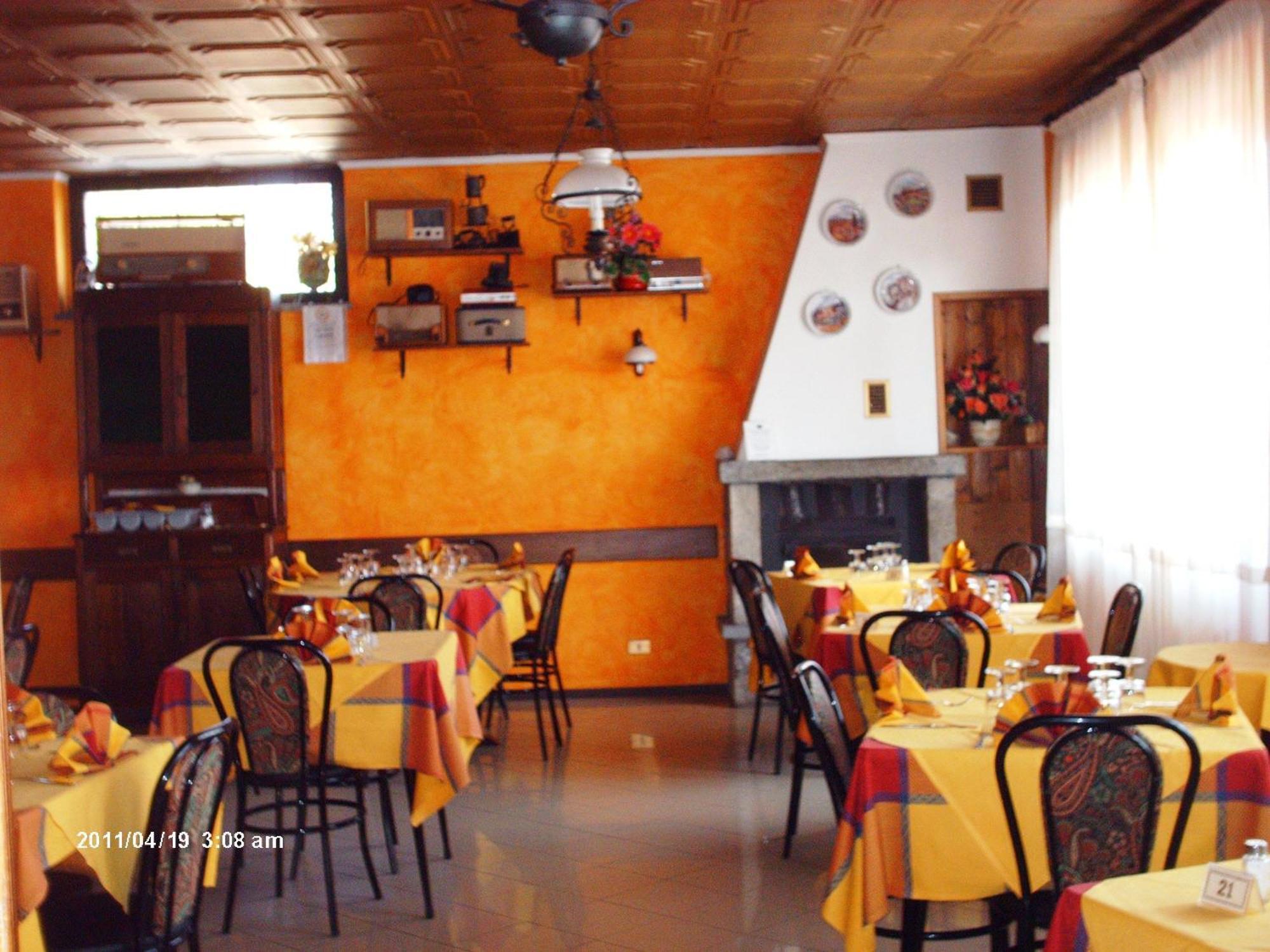 מאסינו ויסקונטי Hotel La Capannina מראה חיצוני תמונה